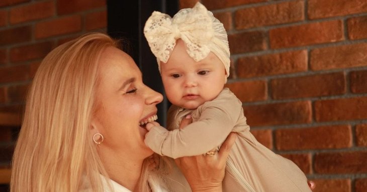 Лілія Ребрик замилувала фото з однорічною донечкою та пожартувала про початок весни