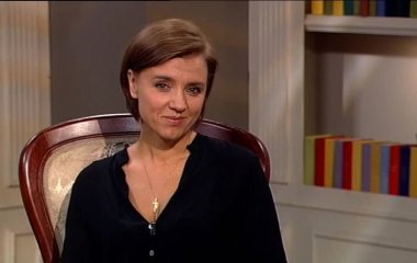 Ксения Алферова опубликовала архивное фото с отцом