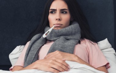 Коли слід звертатися за допомогою: лікарка пояснила, що робити з субфебрильною температурою