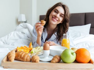 Пять утренних привычек, которые могут испортить завтрак