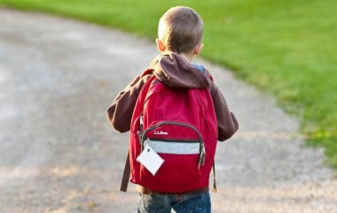 Що потрібно, щоб зібрати дитину до школи: перелік необхідних предметів, на чому можна заощадити