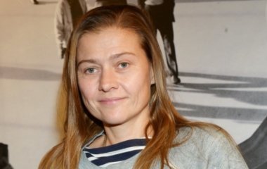Голубкина подколола приглашенную во МХАТ Бузову