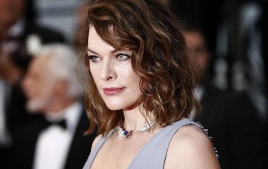 Милла Йовович рассказала об актерской карьере старшей дочери и поделилась ее новыми снимками