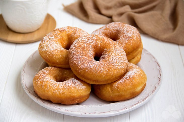 Суперленивый рецепт пончиков: даже не придется касаться теста руками
