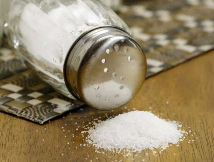 Названо безопасное для здоровья количество соли