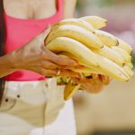 Почему бананы быстро гниют и как этого избежать: простые советы