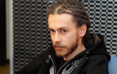Сын Децла прекратил общаться с бабушкой после ее появления на ТВ