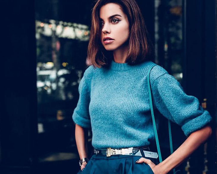 Женский свитер: комфортный элемент повседневных аутфитов