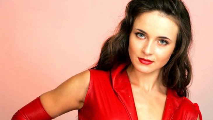 Анна Снаткина рассказала, как ухаживает за своими волосами