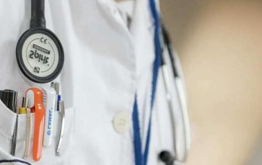 Медики назвали симптомы трахеита, при которых следует обратиться к врачу