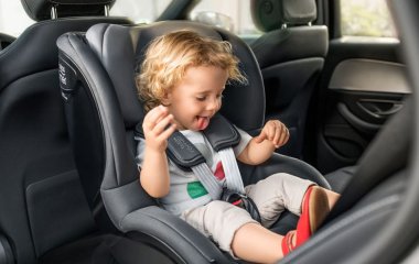 Выбираем детское автокресло