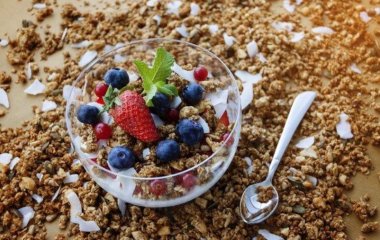 Названы пять продуктов, которые стоит навсегда исключить из рациона