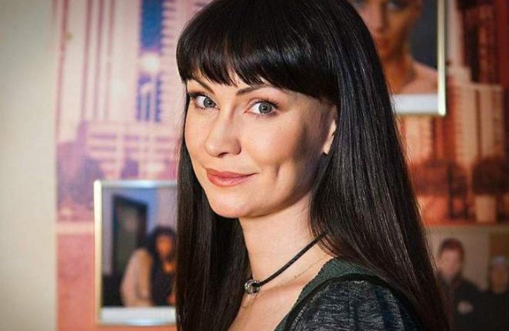 Нонна Гришаева блистала в белом платье с открытыми плечами