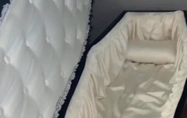 Похоронне бюро пропонує послугу 