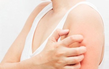 Какой симптом, усиливающийся вечером, свидетельствует об ожирении печени