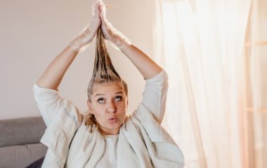 Рецепты масок для волос, которые помогут поддержать ослабленные ковидом волосы
