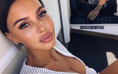 Оксана Самойлова сняла обручальное кольцо