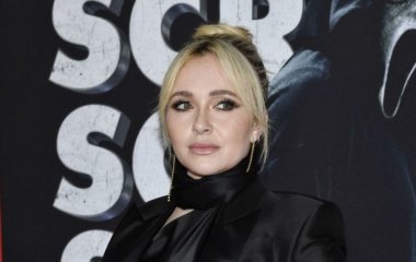 Экс-невеста Кличко Хайден Панеттьери рассказала, как помогает украинским военным, что на передовой