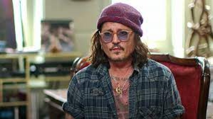 60-летнего Джонни Деппа нашли без сознания в номере гостиницы и экстренно госпитализировали — СМИ