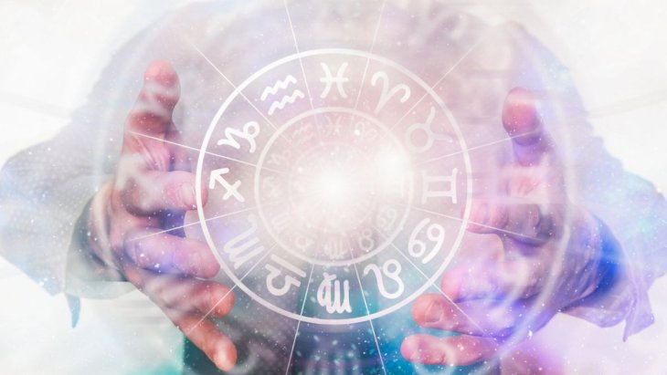 Звезды всегда благосклонны к ним: названы самые удачливые знаки зодиака
