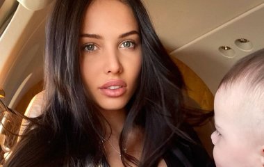 Анастасия Решетова с сыном отправилась на отдых