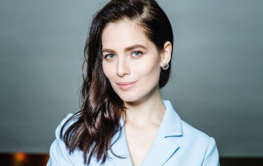 Юлия Снигирь вышла в свет в платье с анималистическим принтом
