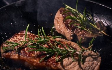 Названо особливо небезпечне джерело поганого холестерину серед продуктів
