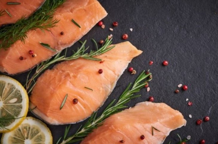 Ендокринолог розповіла про продукти, що уповільнюють процес старіння