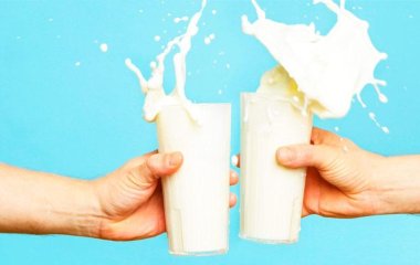 5 распространенных мифов о молоке, о которых нужно забыть