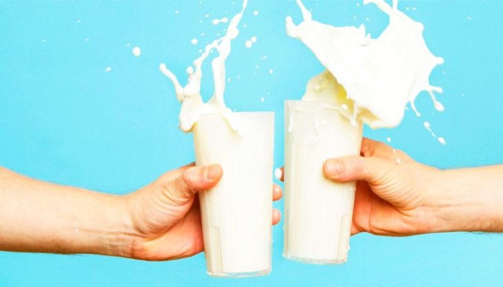 5 распространенных мифов о молоке, о которых нужно забыть