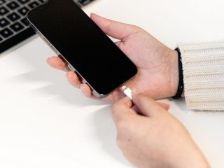Авіарежим під час заряджання: скільки часу насправді можна заощадити