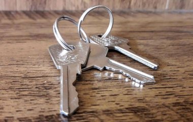 Що означає, якщо в домі постійно губляться дрібні речі — відповідь вас здивує