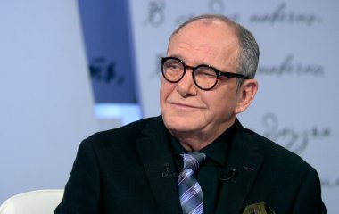 Эммануил Виторган не может отучить двухлетнюю дочь от соски