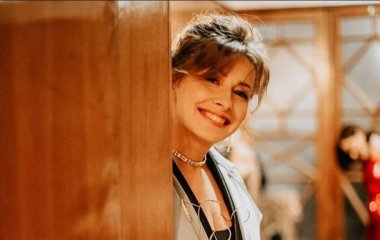 Елена Кравец показала редкое фото двойняшек в честь их первого юбилея