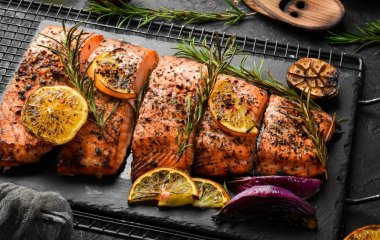 Идеальный ужин: запеченный лосось с прованскими травами — пошаговый рецепт