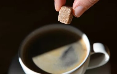 Вчені наполягають на безумовній шкоді цукру