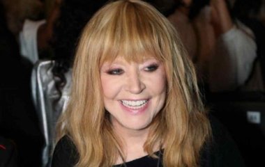 Алла Пугачева дала урок музыки внукам Валентина Юдашкина