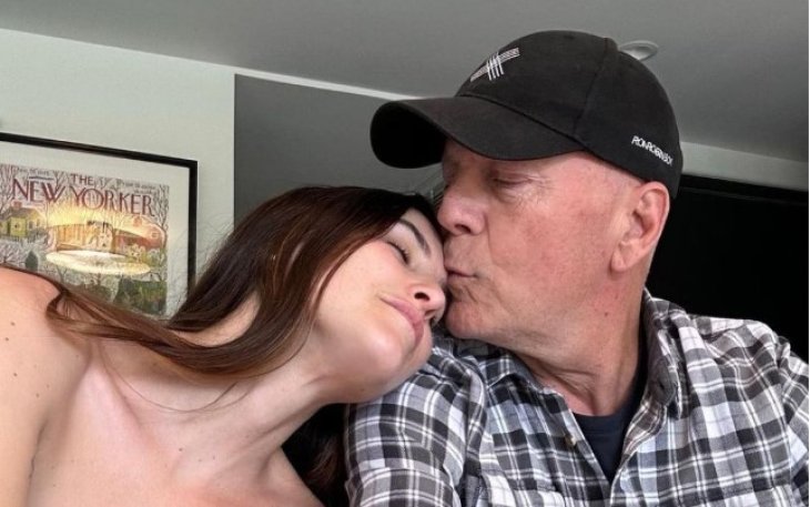 Дочь тяжелобольного Брюса Уиллиса довела до слез видео, где у актера трясутся руки