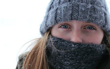 Які вітаміни для шкіри обличчя потрібні взимку і де їх шукати