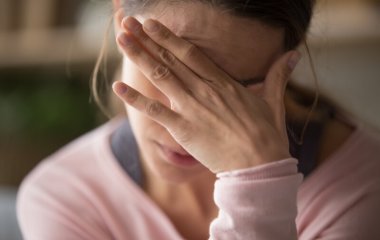 Головний невролог розповів, як упоратися з тривожністю