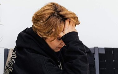 Невролог назвала насторожуючі ознаки головного болю