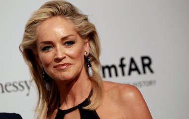 Шэрон Стоун раскритиковала Дональда Трампа за ложь о коронавирусе