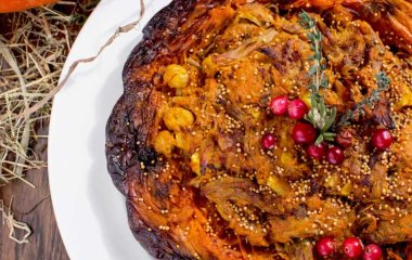 Тыква запеченная с каштанами и индейкой карри