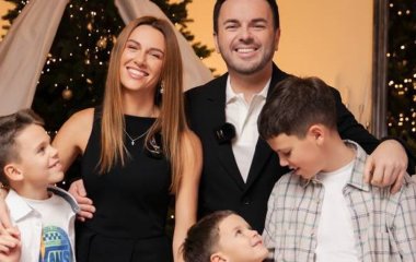 Дружина Решетніка після новосілля дотепно відреагувала на відключення світла у приватному домі