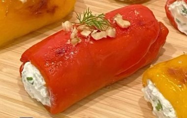 Рецепти закусок: як приготувати перець із ніжною начинкою