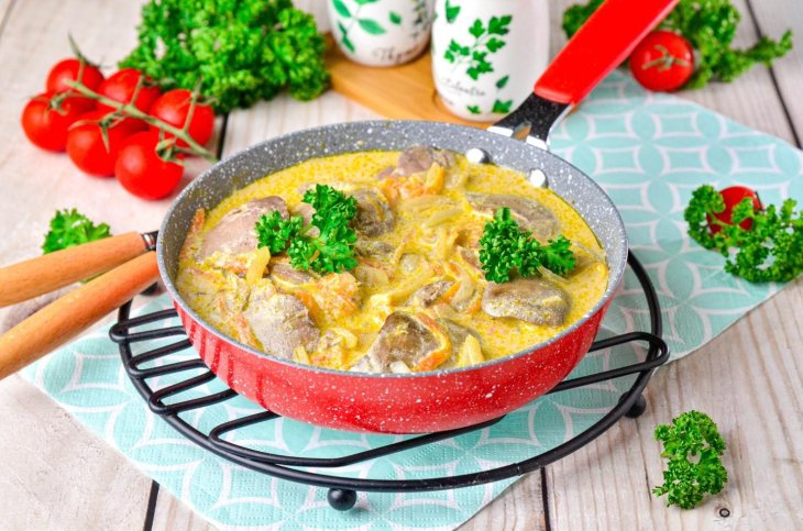 Куриная печень в сметане — рецепт блюда, которое не оставит никого равнодушным