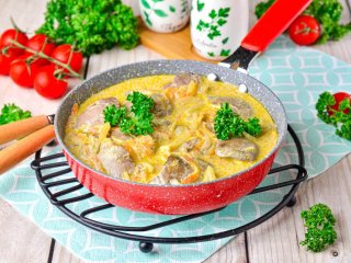 Куриная печень в сметане — рецепт блюда, которое не оставит никого равнодушным