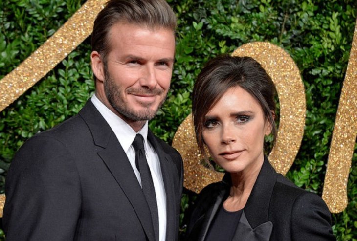 Виктория Бекхэм поделилась кадрами отдыха с мужем и детьми