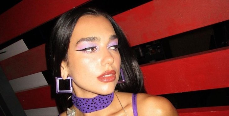 Дуа Липа продемонстрировала идеальный монолук на лето 2022