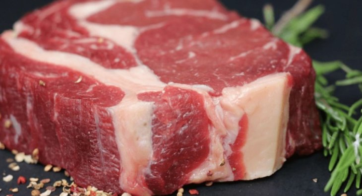 Названий продукт, що підвищує рівень поганого холестерину